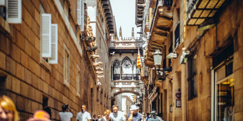 Alleyway in Barcelona 