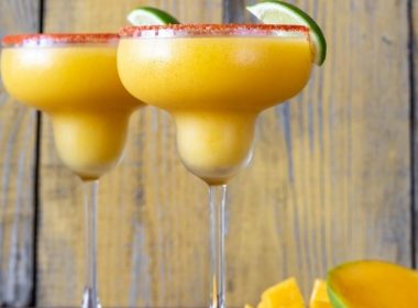 Frozen Mango Margarita Cocktail Recipe