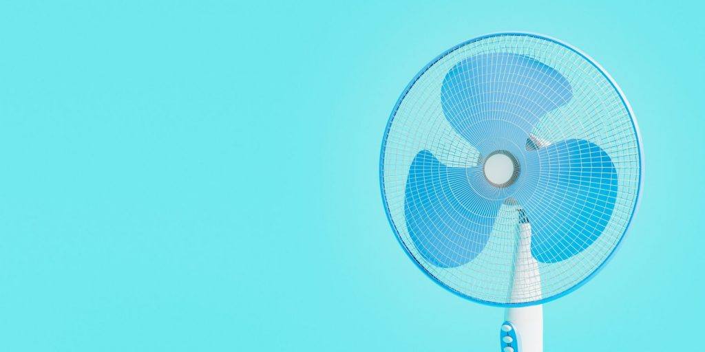 Fan to keep guests cool at an outdoor cocktail party