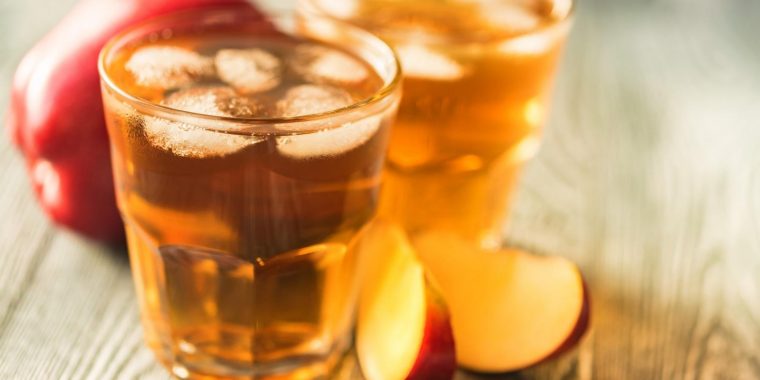 Close up of a glass of Bourbon Apple Cider Cocktail