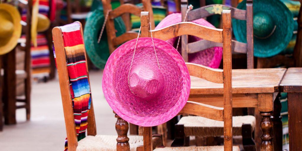 Mexican table decor with colorful hats