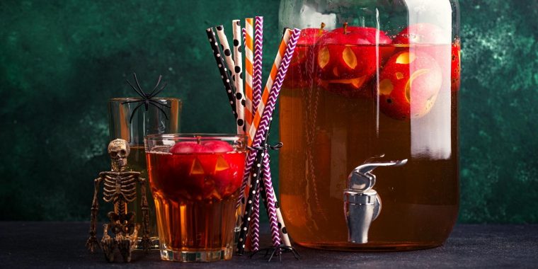 Halloween-themed Poisoned Apple cocktail