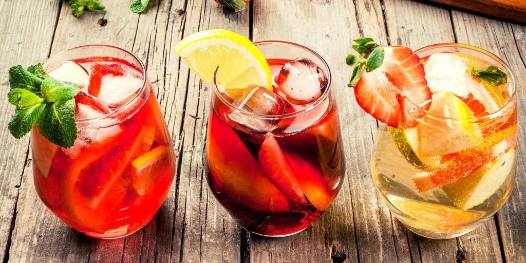 Fruity fresh Sangria Cocktails