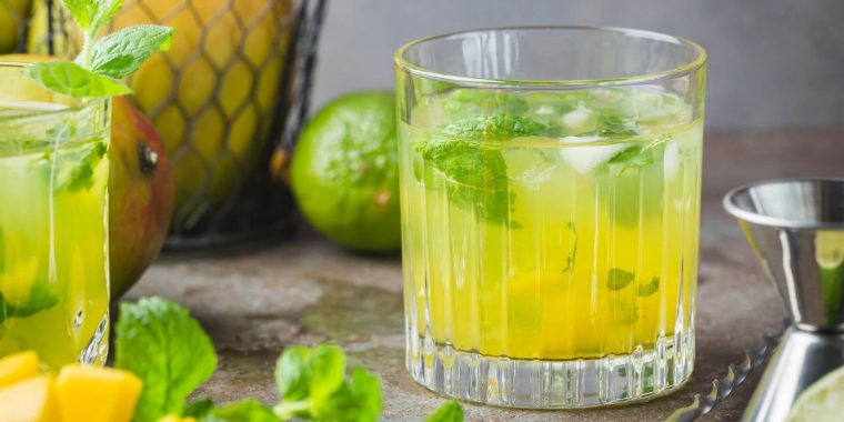 Mango Mojito with mint and lime
