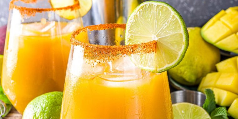 Mango margarita with spicy rim