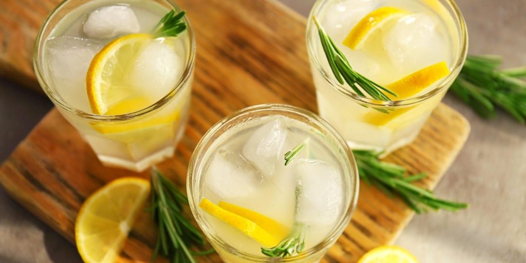 Vodka and homemade lemonade 
