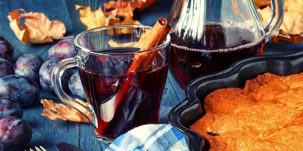 Warm Mulled Wine with cinnamon garnish