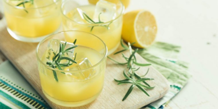 Limoncello Spritz