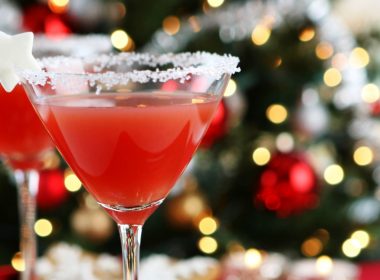 How to Make a Classic Christmas Martini