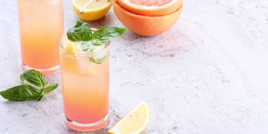 A Siesta Grapefruit Cocktail