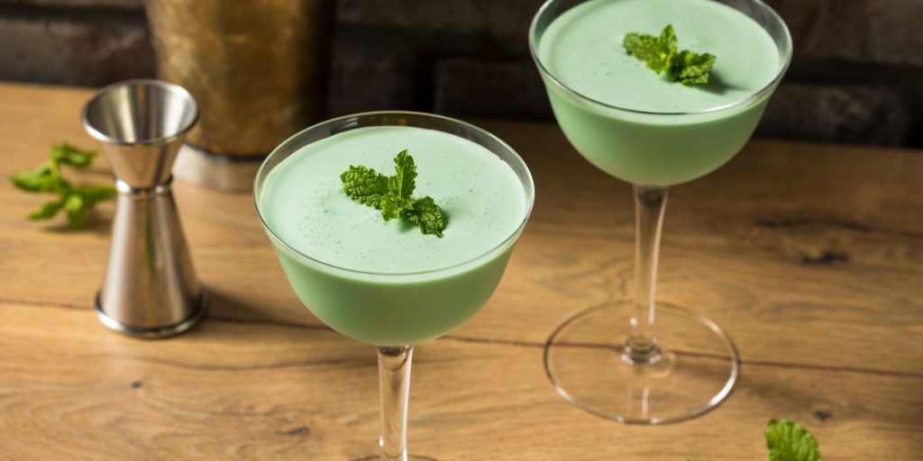 An indulgent pair of vegan Grasshopper cocktails 