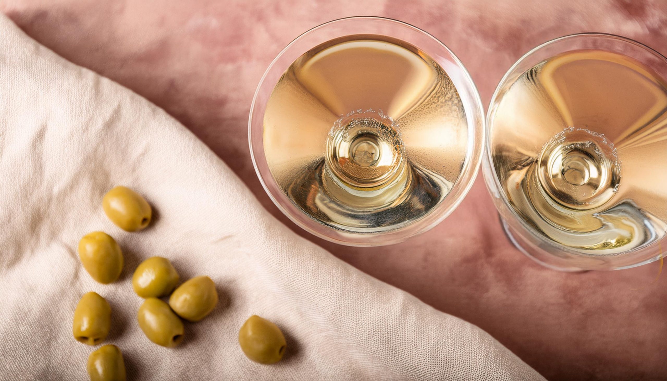 Gin vs Vodka Martini Key Differences in Flavour and Style