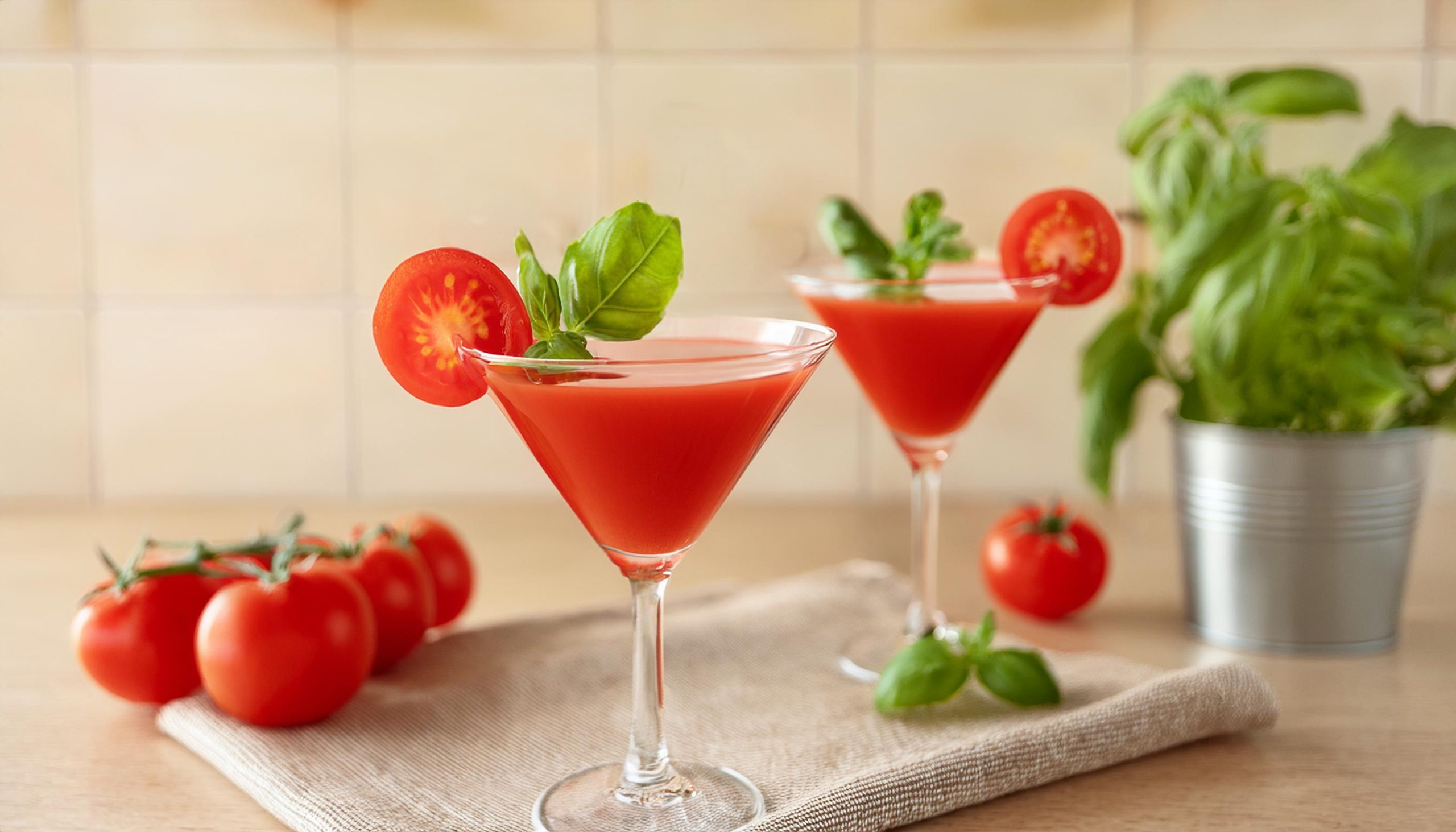 Tasty Tomato Martini Recipe - The Mixer UK
