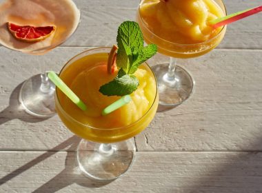 The Easiest Mango Daiquiri Recipe for a Fuss-Free Summer