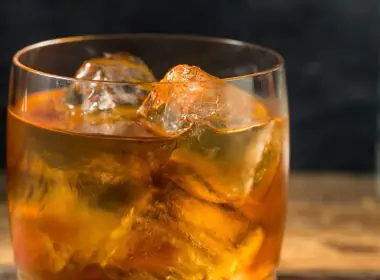 How to Make a Flawless French Connection Cocktail