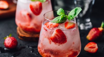 22 of the Freshest Strawberry Cocktails to Make All Year Round 