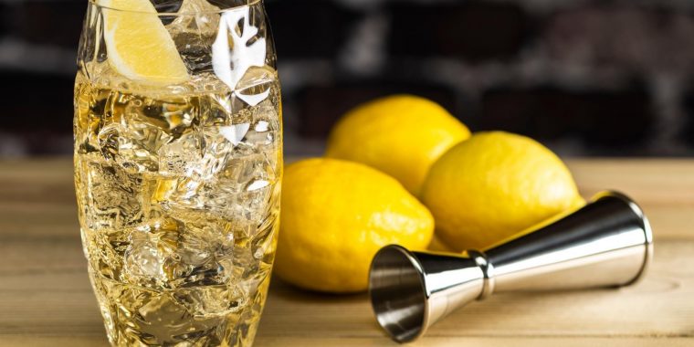 Refreshing Rock Shandy cocktail with lemon garnish