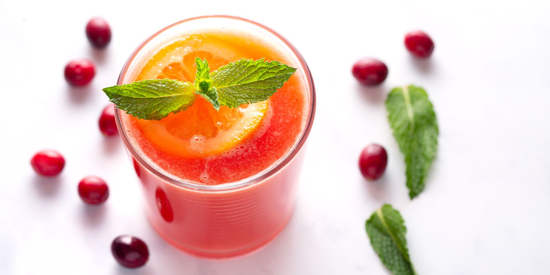 22 Orange Juice Cocktails to Make The Mixer (2024)