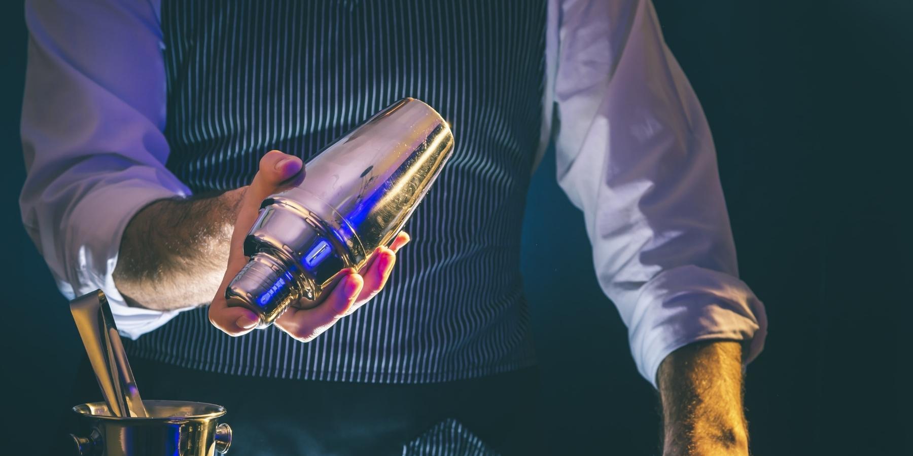 Master the Cocktail Shaker Tips & Tricks