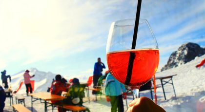 13 Most Popular Après Ski Drinks After a Day at the Snow