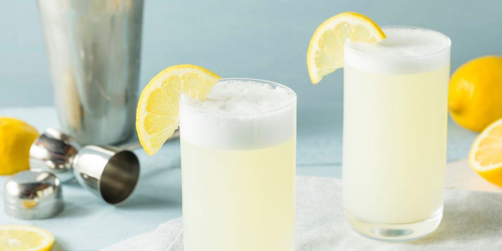 Gin Fizz cocktail