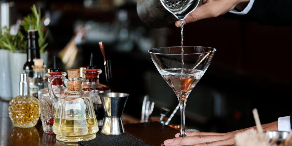 Barman preparing a Vanilla Martini