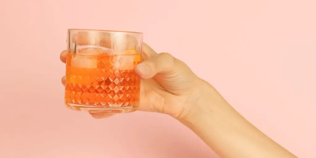 The prettiest Make it Count cocktail to sip this summer