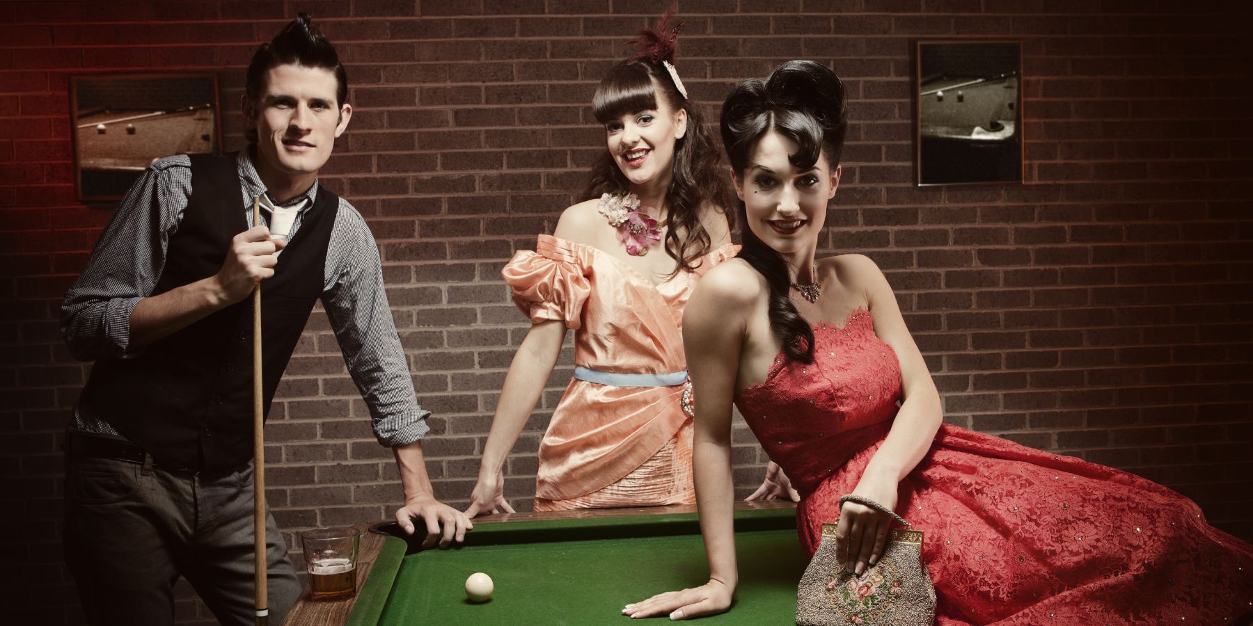 How to Throw a 1950s Cocktail Party – The Mixer