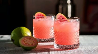 10 Delicious Guava Cocktail Drinks to Shake Up at Home