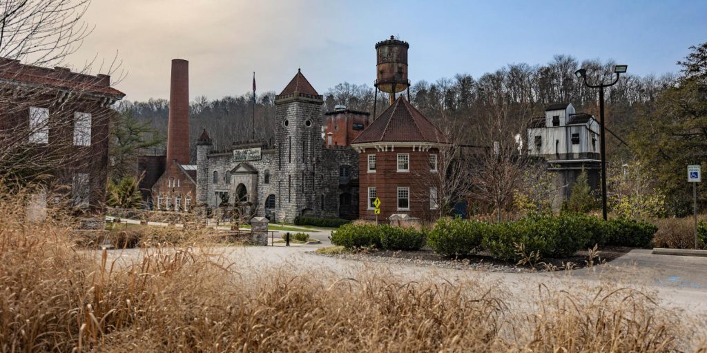 An old face brick distillery on the Kentucky Bourbon Trail